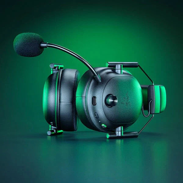 RAZER BlackShark V2 HyperSpeed Wireless 7.1 Surround Gaming Headphone ( Black ) ( PC / PS5/ Xbox )