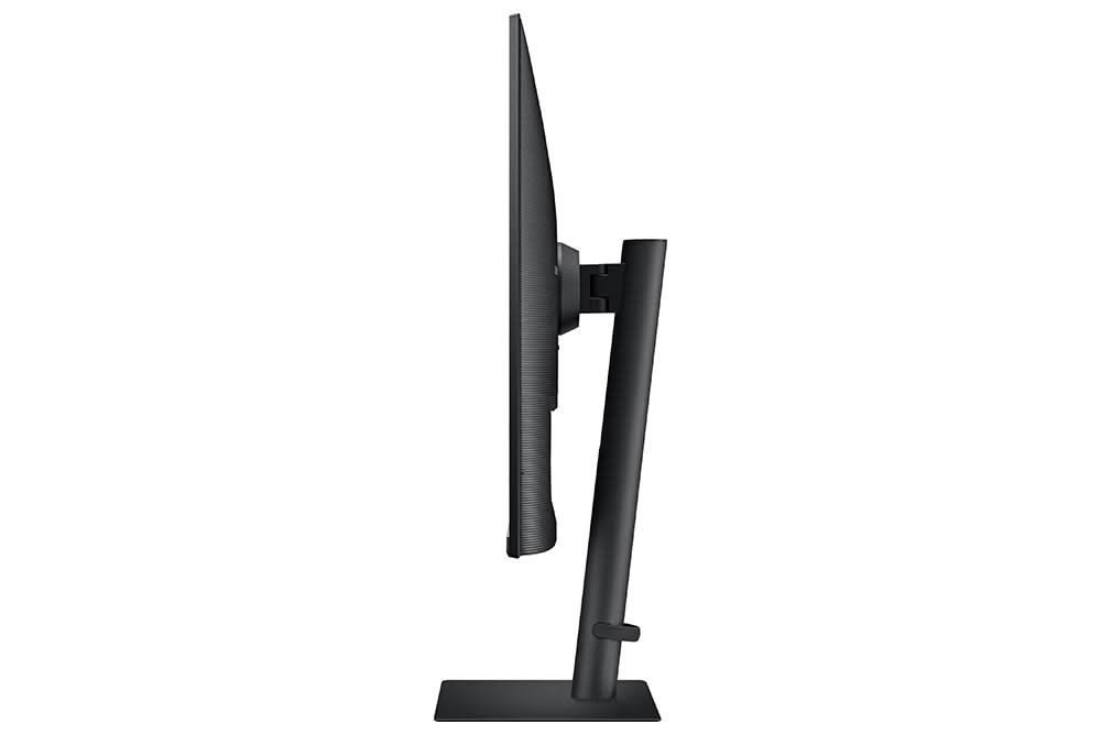 SAMSUNG 32 INCH LS32B800PXW UHD IPS 98% DCI-P3 MONITOR WITH USB TYPE-C