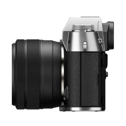 FUJIFILM X-T50 40 MP APS-C X-TRANS SENSOR|RETRO STYLE MIRRORLESS CAMERA|4K/6.2K VLOGGING|HIGH SPEED RECORDING FHD 240FPS|ADVANCE AF WITH 15-45MM OPTICAL ZOOM LENS F/3.5-5.6 - SILVER