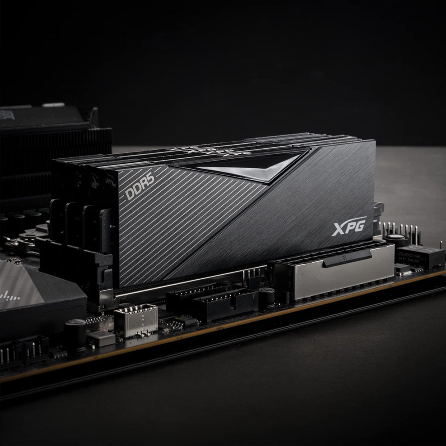 ADATA XPG LANCER 16GB (16GBX1) DDR5 5200MHZ DESKTOP RAM AX5U5200C3816G-CLABK RAM