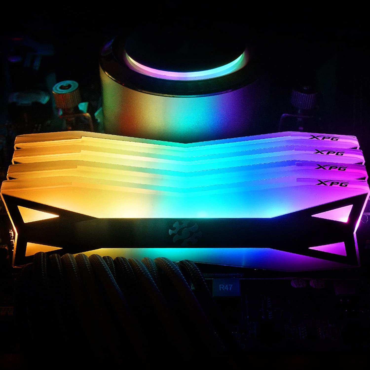 XPG 16GB D4 3600MHZ ST60 RGB DESKTOP RAM AX4U360016G18I-ST60