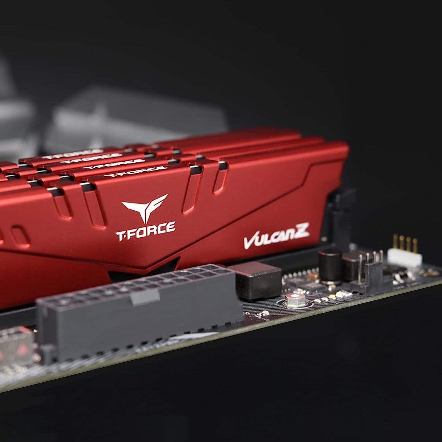 TEAMGROUP T-FORCE VULCAN Z 16GB (16GBX1) DDR4 3600MHZ DESKTOP RAM (RED)