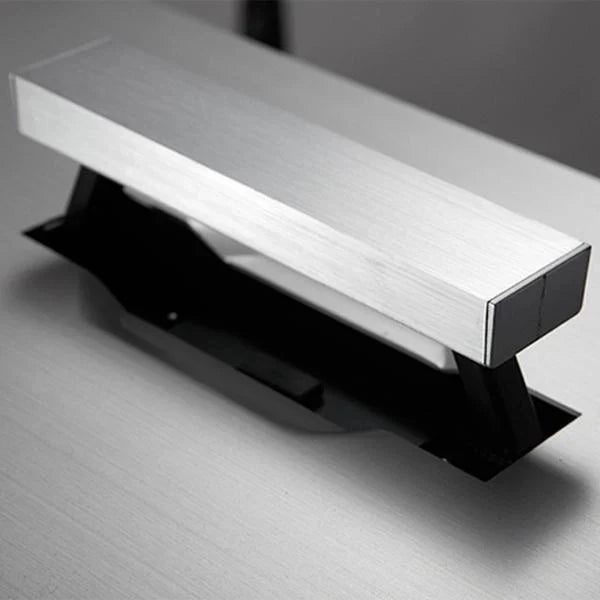 LIAN LI TU150 Tempered Glass ITX Mini Tower Cabinet (Silver)