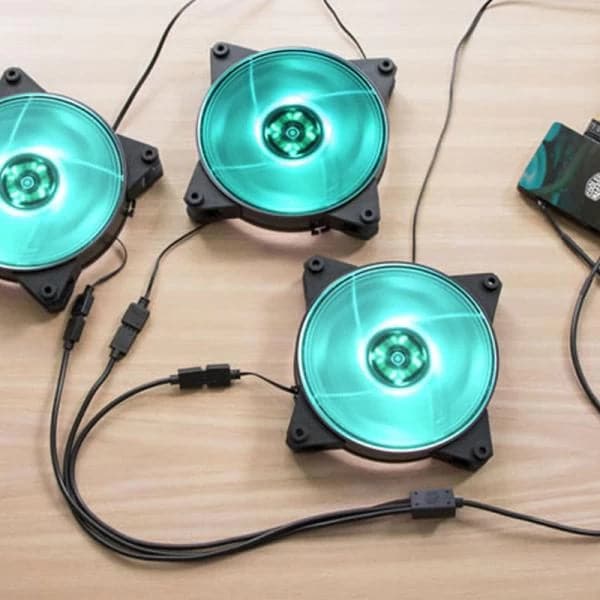 COOLER MASTER 1 TO 3 PWM Fan RGB Splitter Cable