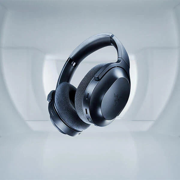 RAZER Barracuda Wireless 7.1 Surround Gaming Headphone ( Black ) ( PC / Mobile / PS )