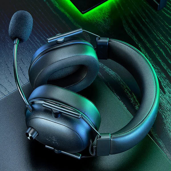RAZER BlackShark V2 HyperSpeed Wireless 7.1 Surround Gaming Headphone ( Black ) ( PC / PS5/ Xbox )